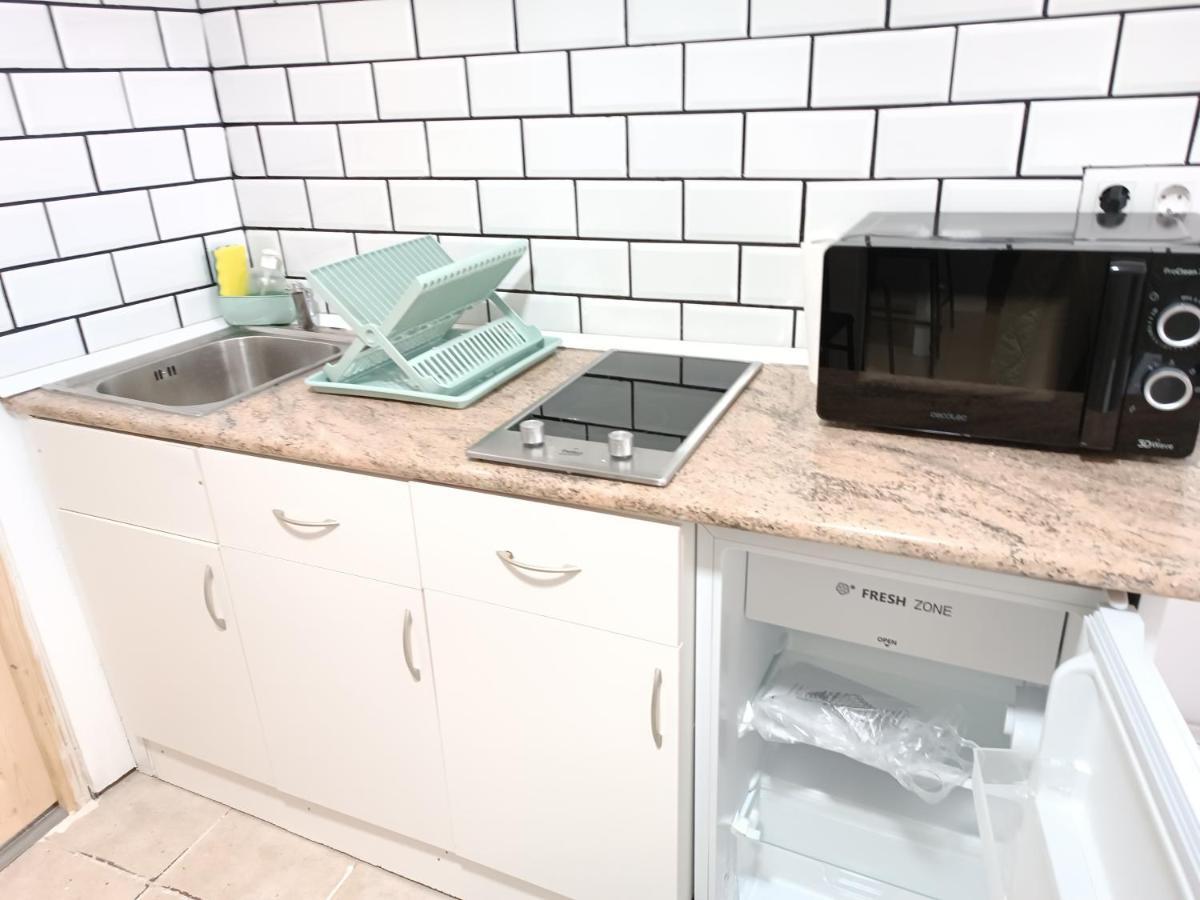 Hostel Bretema Lugo Εξωτερικό φωτογραφία