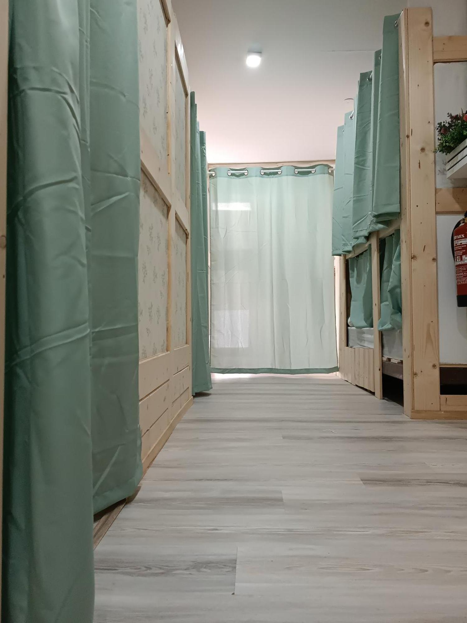 Hostel Bretema Lugo Εξωτερικό φωτογραφία