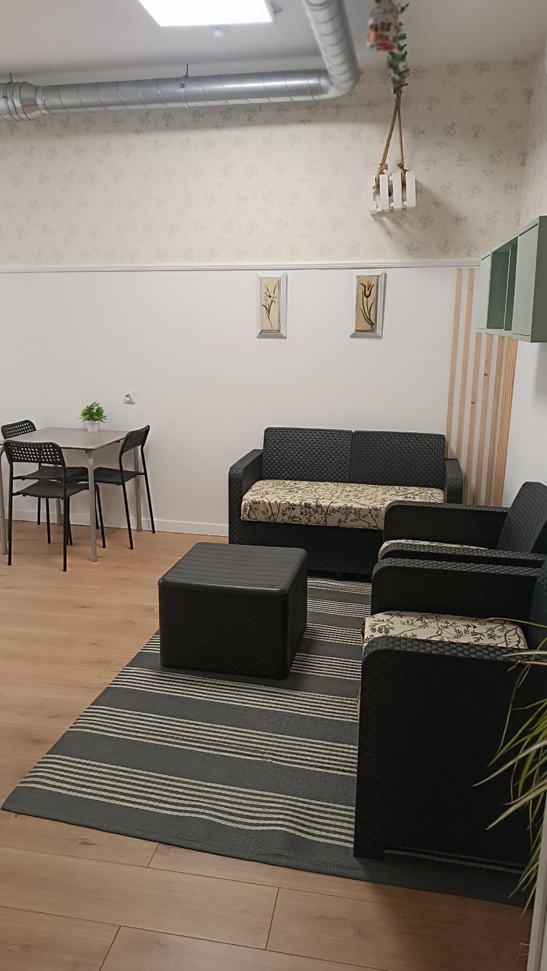 Hostel Bretema Lugo Εξωτερικό φωτογραφία
