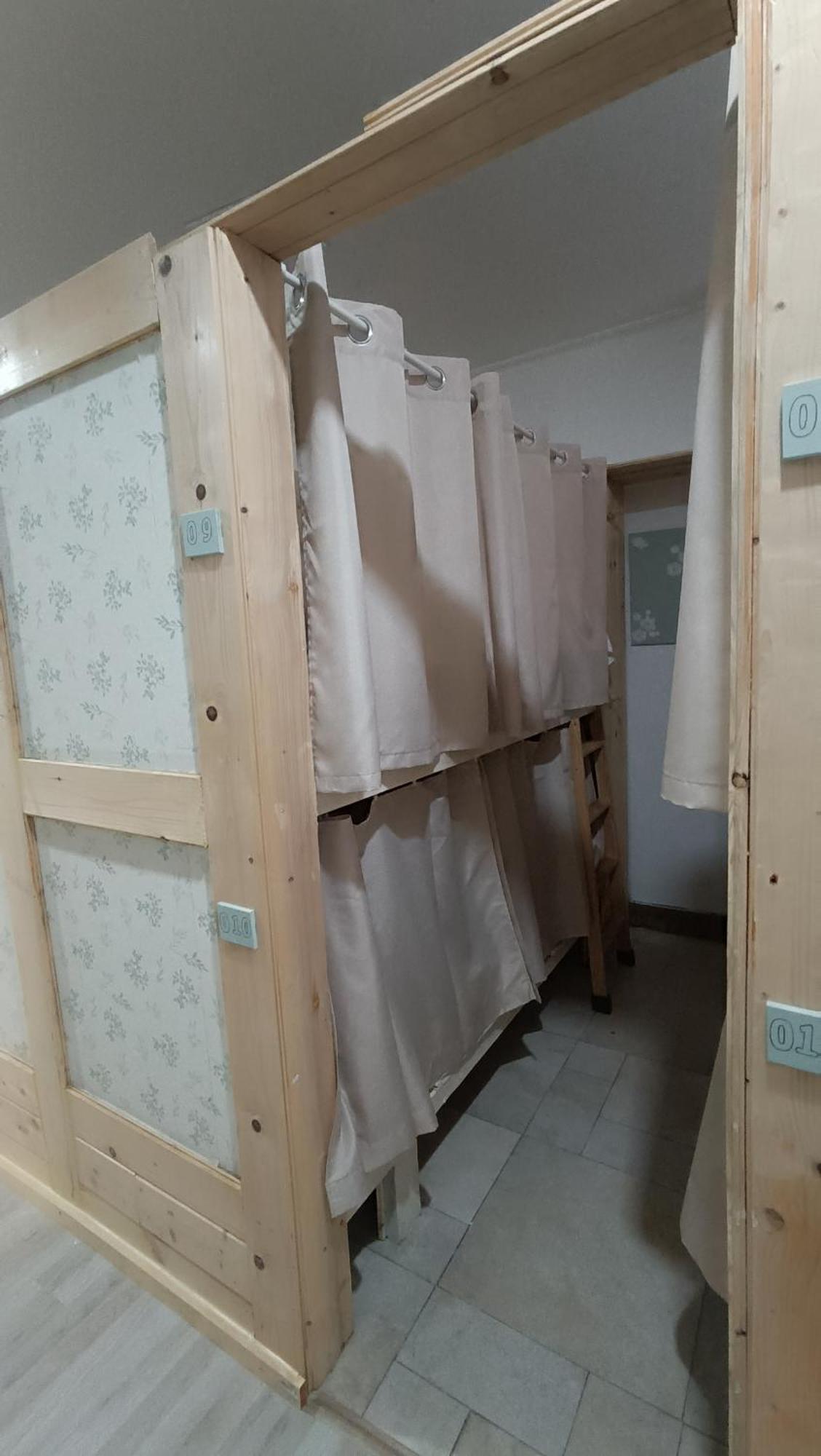 Hostel Bretema Lugo Εξωτερικό φωτογραφία